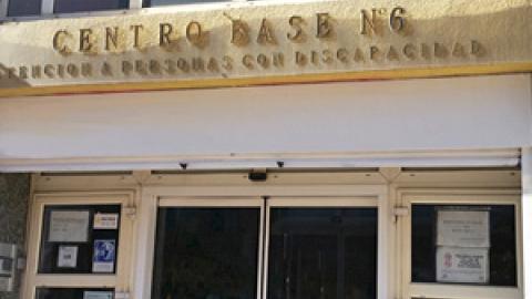 Acceso a Centro Base Nº 6 de la Comunidad de Madrid Fachada del Centro Base Nº 6 de la Comunidad de Madrid